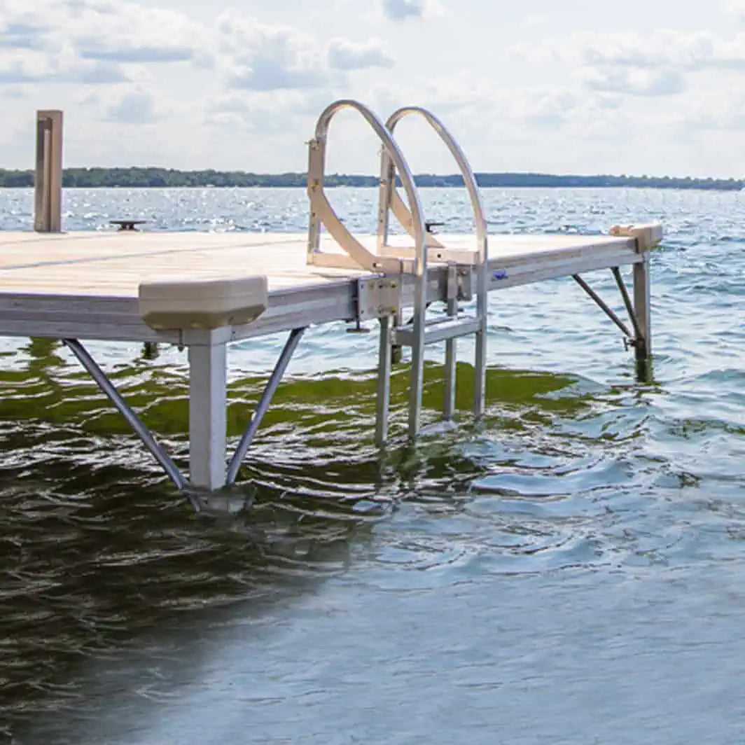 ShoreMaster 4-Step Ladder - Pivoting
